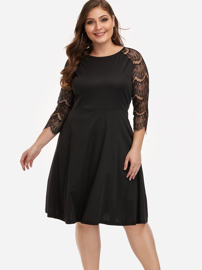 Round Neck Plain Lace Pleated 3/4 Sleeve Black Plus Size Dresses