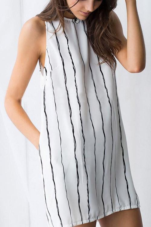 Round Neck Sleeveless Stripe Mini Dresses