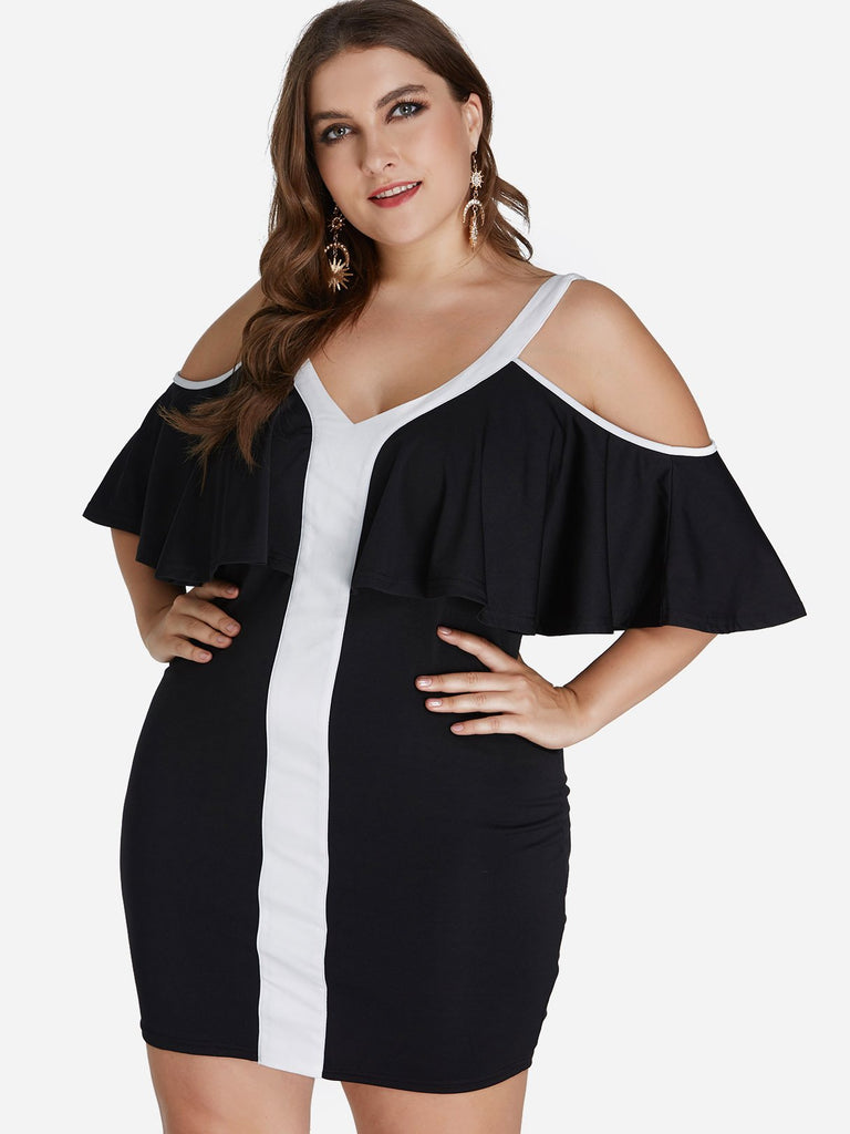 V-Neck Cold Shoulder Tiered Half Sleeve Plus Size Dresses