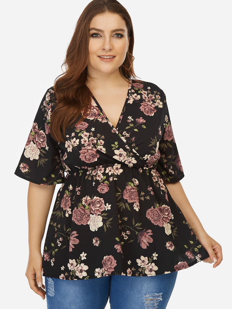 V-Neck Floral Print Half Sleeve Curved Hem Black Plus Size Tops